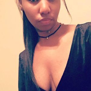 Meet your Posher, Simone